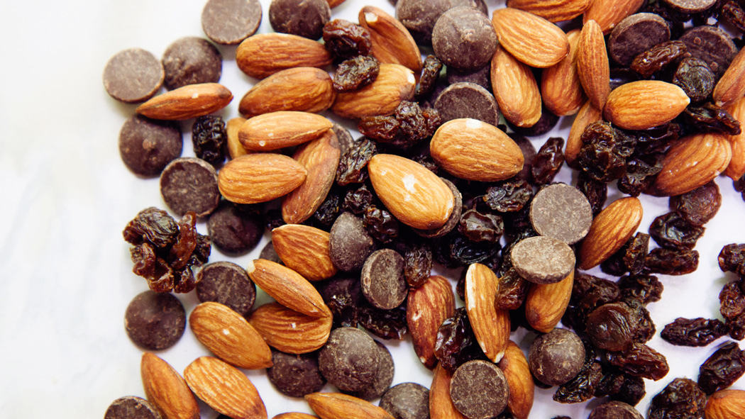  Steve の PaleoGoods トレイル ミックス レシピ