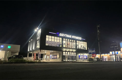 高岡京田店
