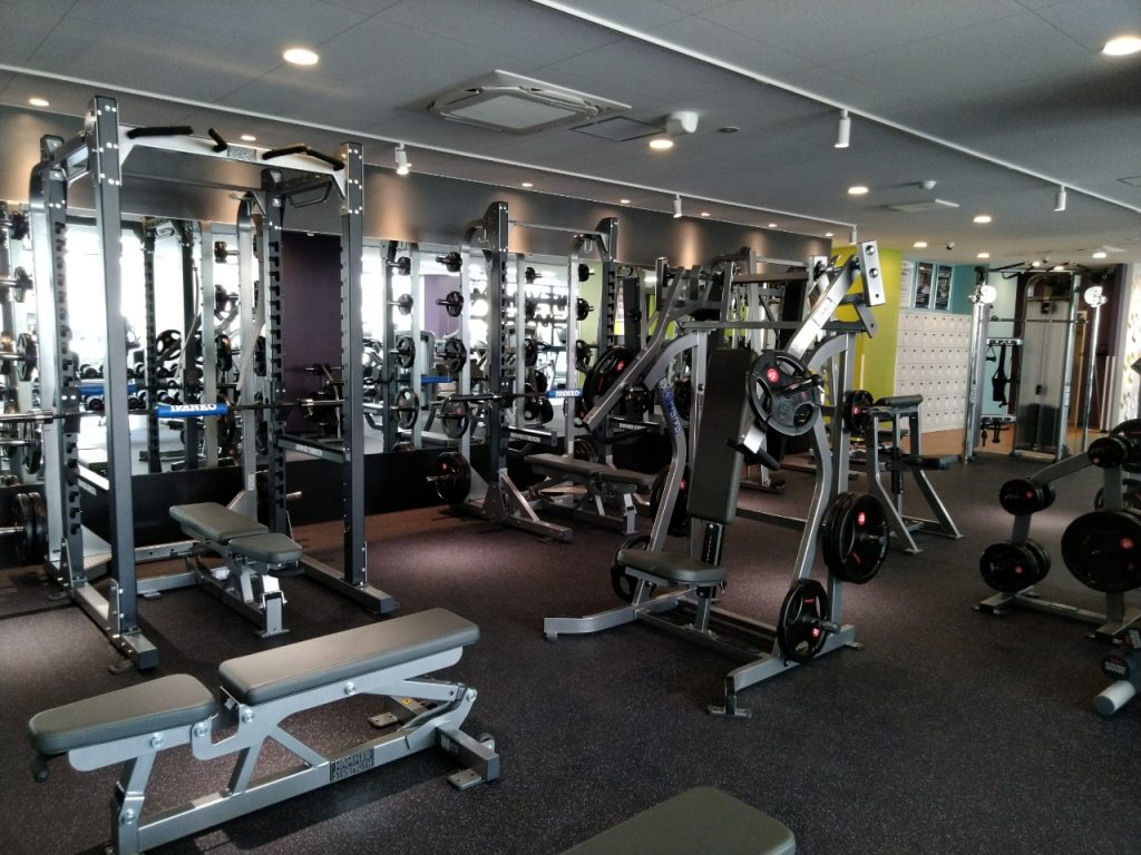 エニタイムフィットネス 奈良新大宮店の公式店舗写真
