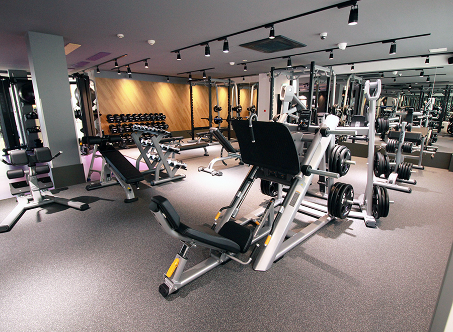 エニタイムフィットネス 妙典店：フリーウエイトエリア