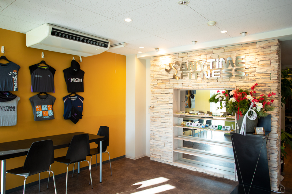 エニタイムフィットネス 赤羽北店:ゲストロビー