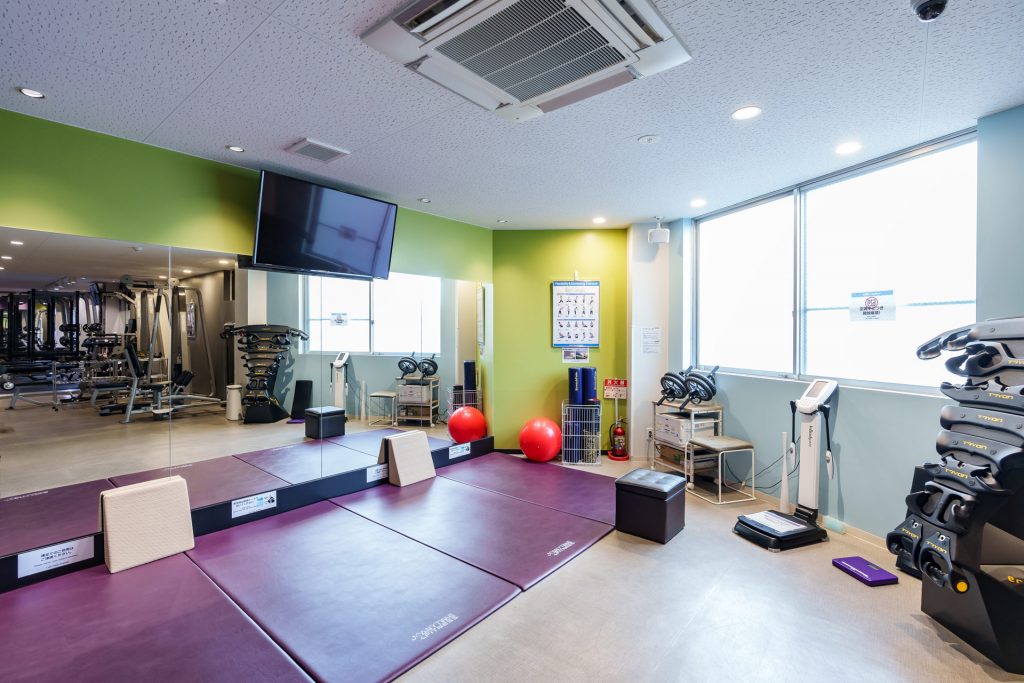エニタイムフィットネス 相武台店:ストレッチエリア