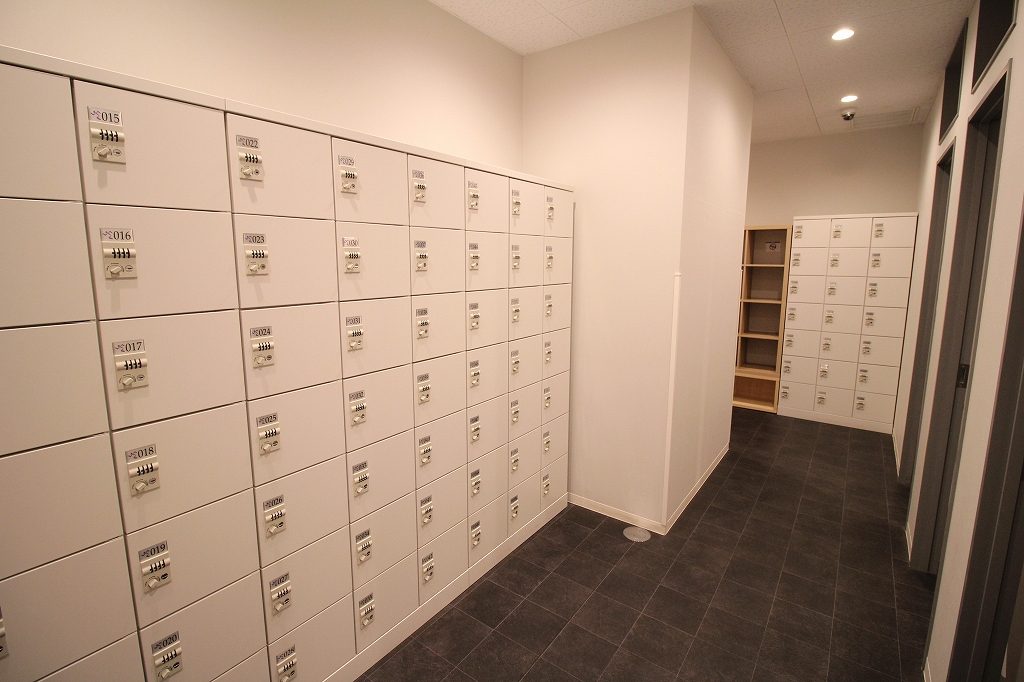 エニタイムフィットネス 佐野店:メンバーロビー