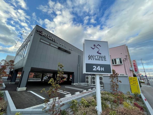 エニタイムフィットネス 河辺店の公式店舗写真