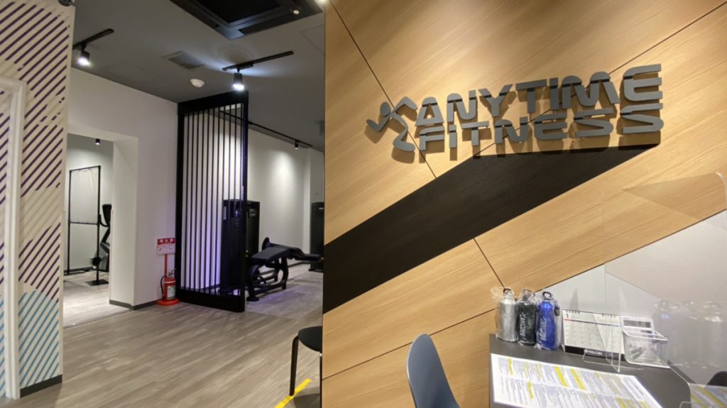 エニタイムフィットネス 東白楽店:ゲストロビー