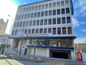 エニタイムフィットネス 箕面船場店のアイキャッチ画像