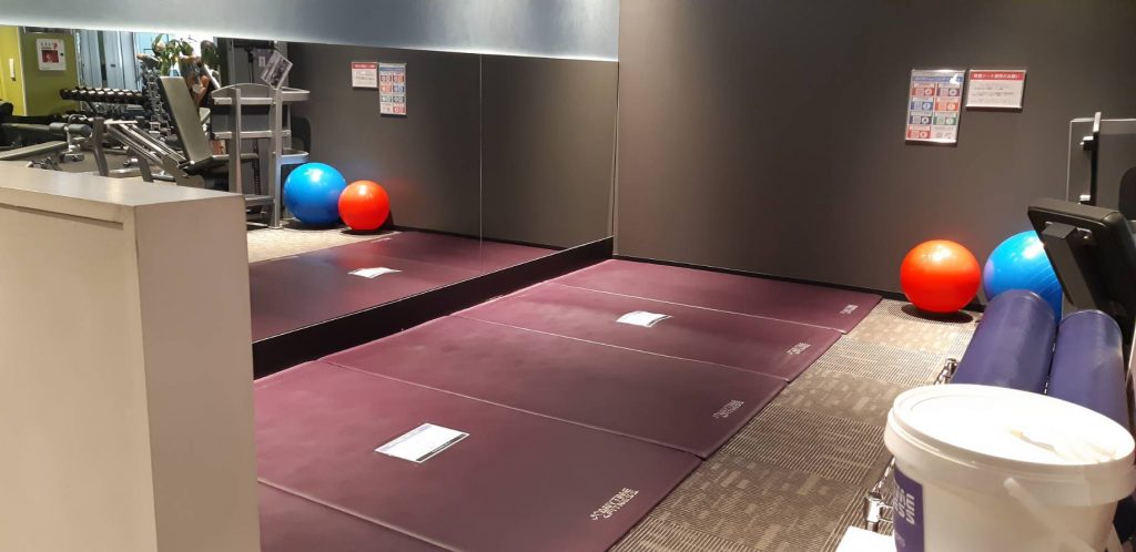 エニタイムフィットネス 松戸八柱店：ストレッチエリア