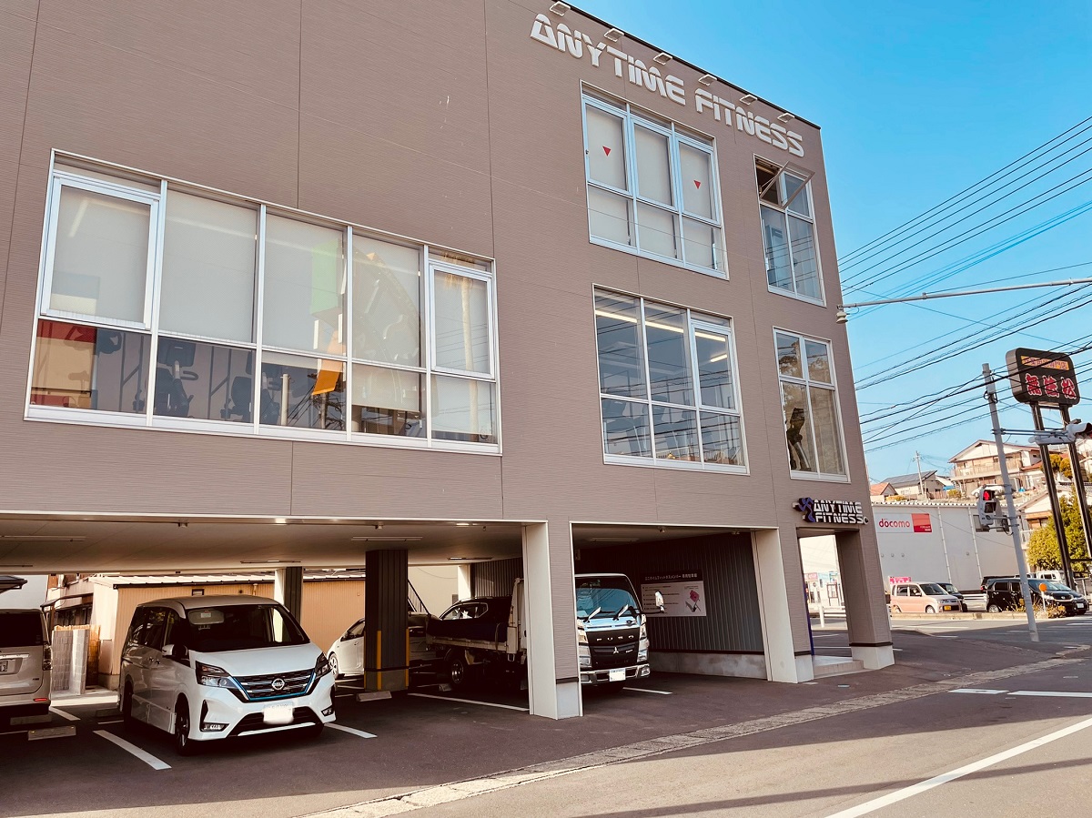 南長崎店｜24時間営業のフィットネス ジム｜エニタイムフィットネス・長崎市