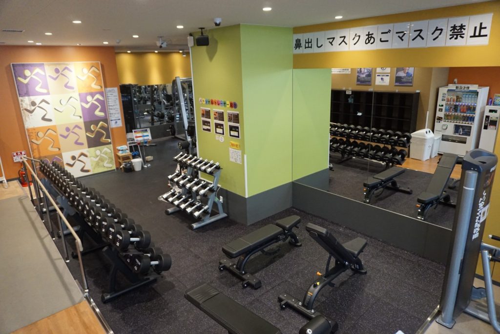 エニタイムフィットネス 西新店：フリーウェイト②