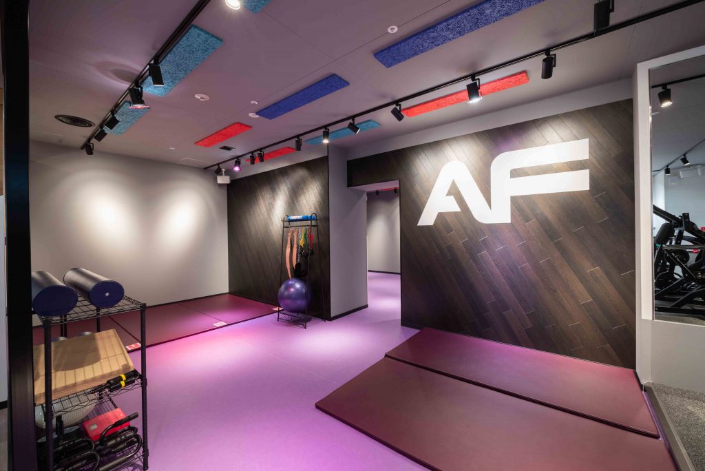 エニタイムフィットネス ANAクラウンプラザホテル広島店の公式店舗写真
