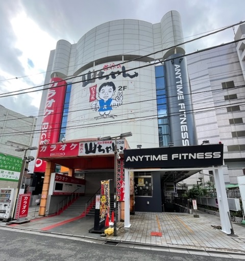 エニタイムフィットネス 川口駅前店の公式店舗写真
