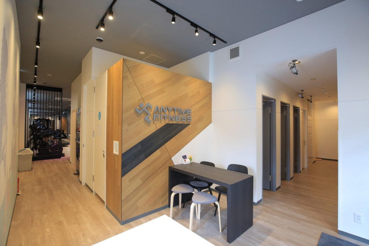 エニタイムフィットネス 武蔵小杉市ノ坪店:ゲストロビー