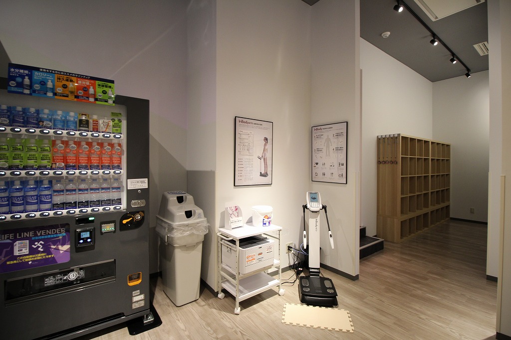 エニタイムフィットネス 太田店:メンバーロビー