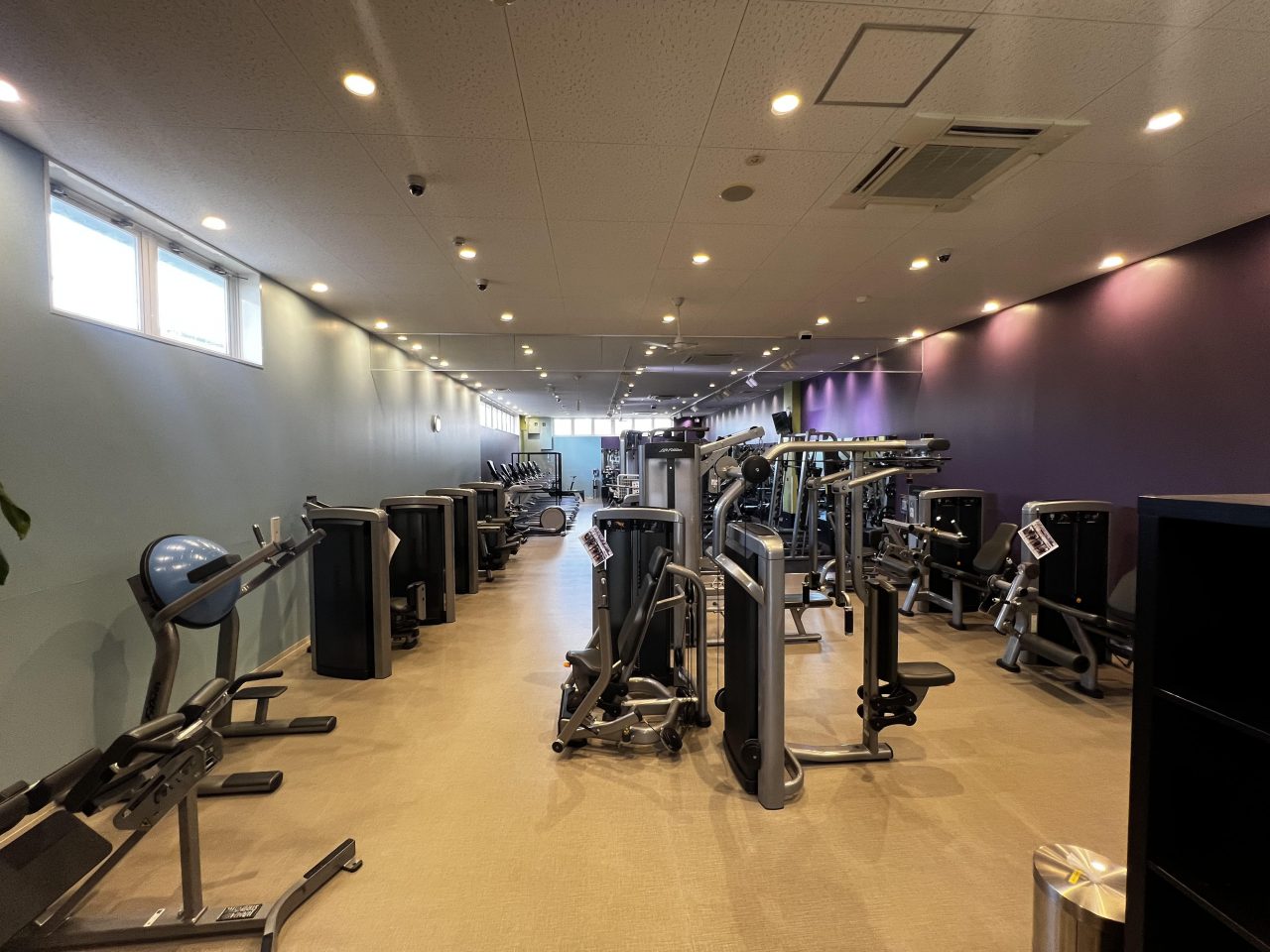 エニタイムフィットネス 栗東店:館内全体