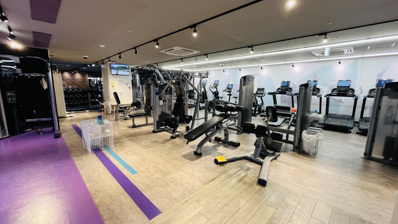 エニタイムフィットネス 戸塚店の公式店舗写真