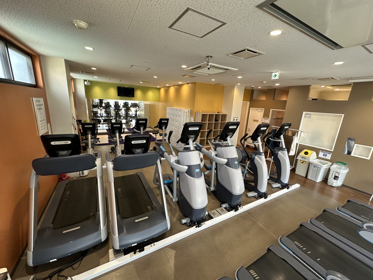 エニタイムフィットネス ふじみ野東店：有酸素マシンエリア