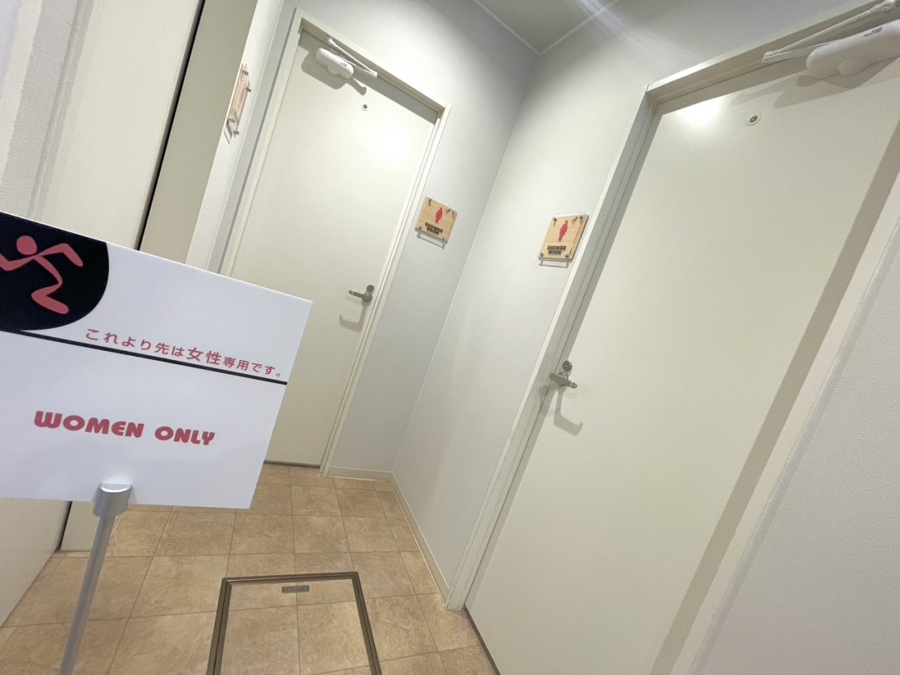 エニタイムフィットネス 与次郎店:シャワールーム(女性専用エリア)