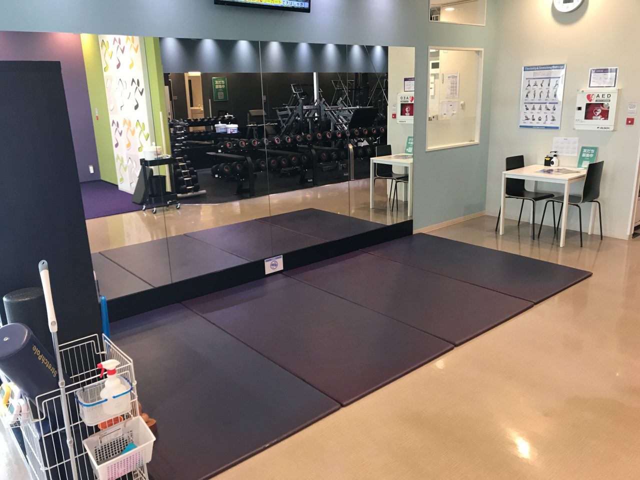 エニタイムフィットネス 宇都宮鶴田店：ストレッチエリア