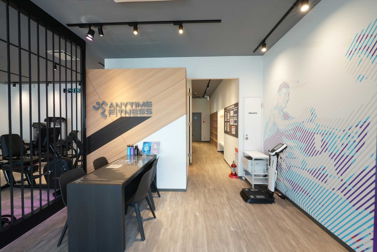 エニタイムフィットネス 町屋駅前店の公式店舗写真