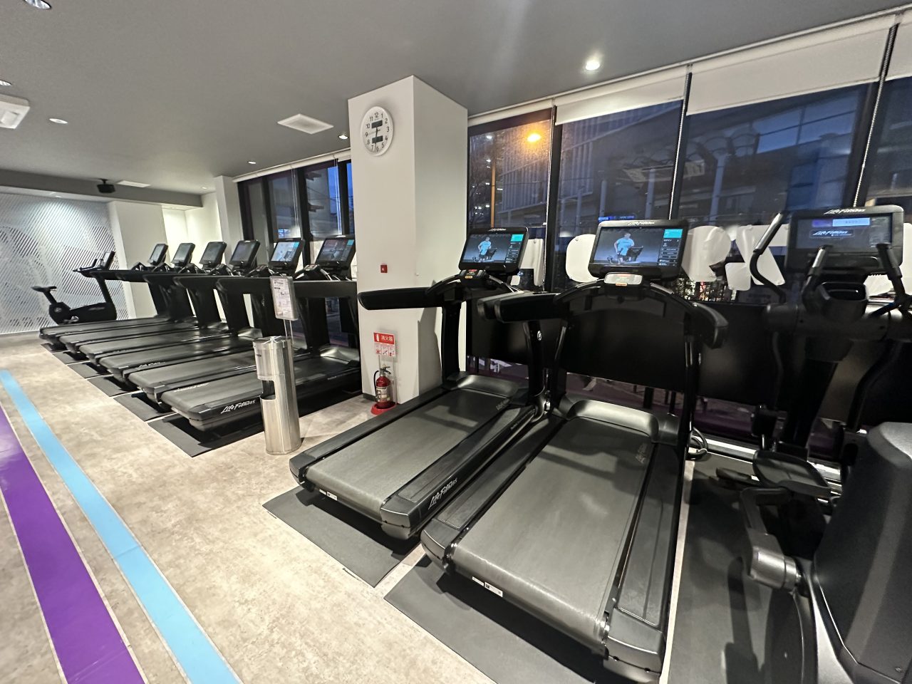 エニタイムフィットネス