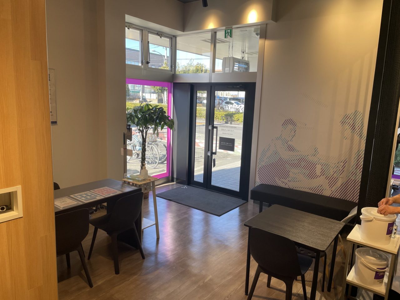 エニタイムフィットネス 八王子めじろ台店:ゲストロビー