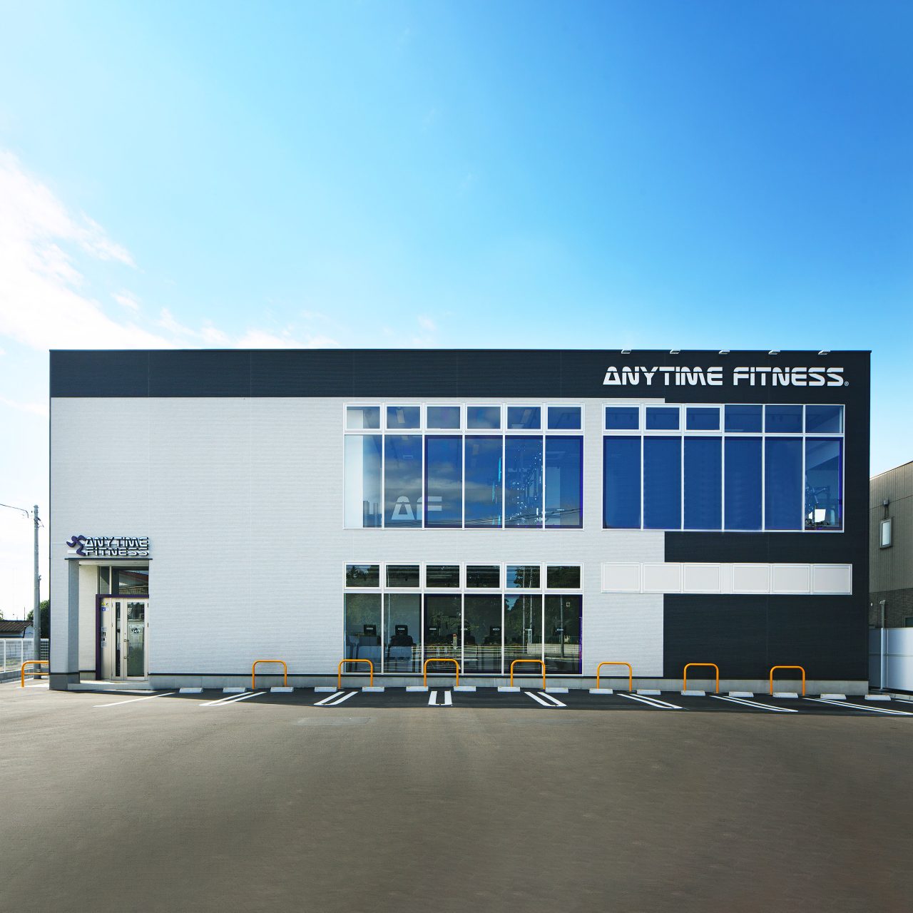 エニタイムフィットネス 宇都宮江曽島店の公式店舗写真