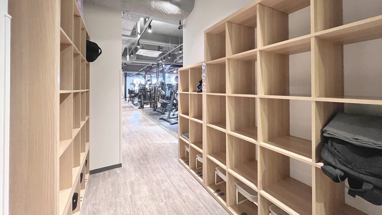 エニタイムフィットネス 保土ヶ谷店：メンバーロビー