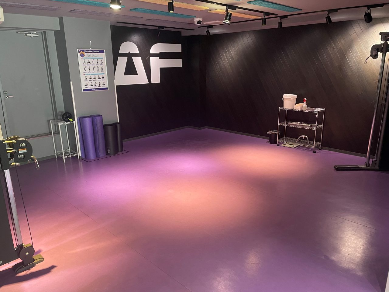 エニタイムフィットネス 三ツ沢上町店：ファンクショナルエリア