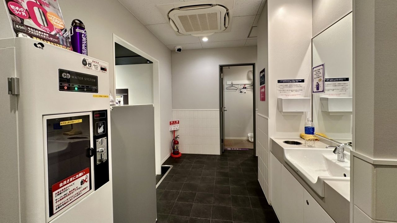 エニタイムフィットネス 茅野店の公式店舗写真