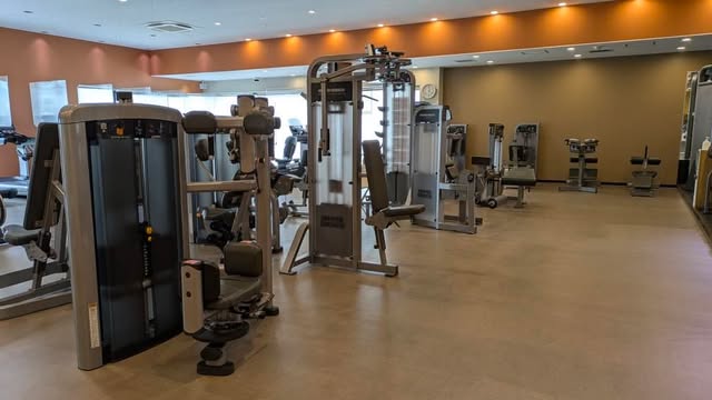 エニタイムフィットネス 広島廿日市店の公式店舗写真