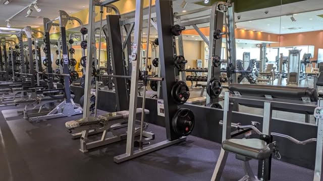 エニタイムフィットネス 広島廿日市店の公式店舗写真