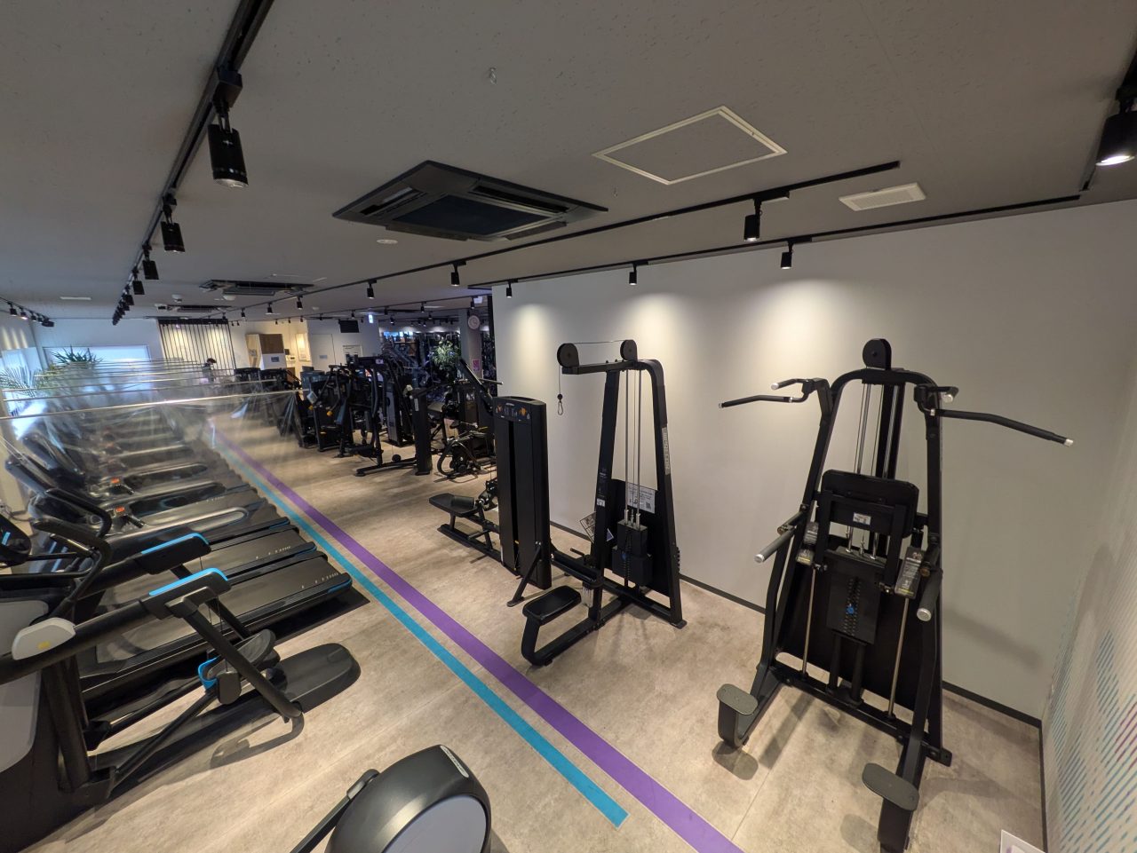 エニタイムフィットネス 鴻巣店の公式店舗写真