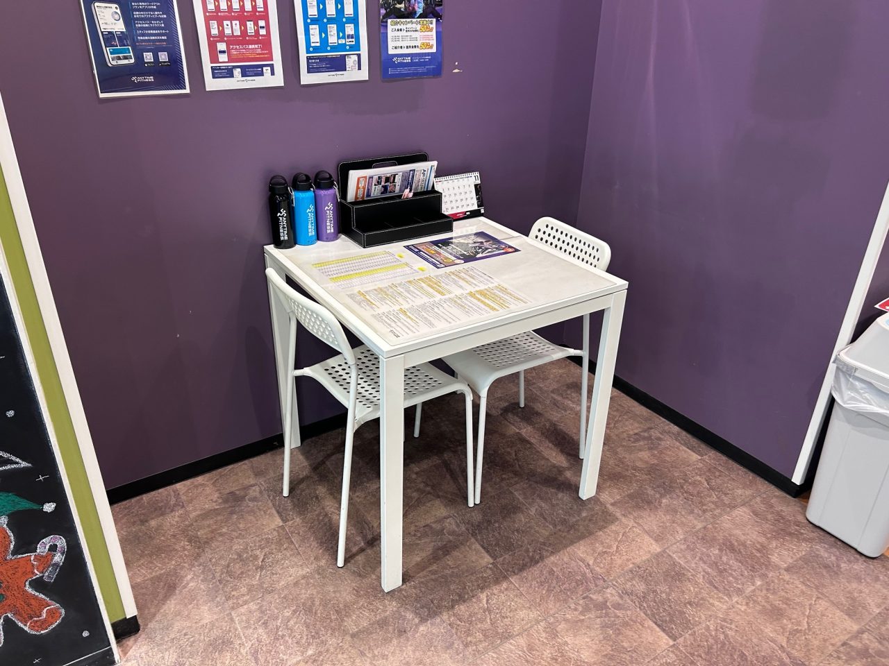 エニタイムフィットネス 新横浜店:ゲストロビー