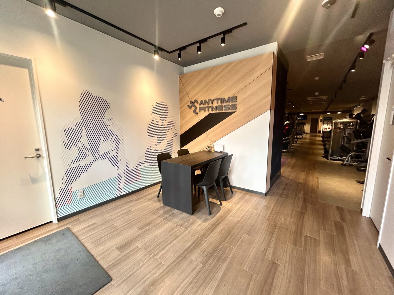 エニタイムフィットネス 西川口店:エントランス