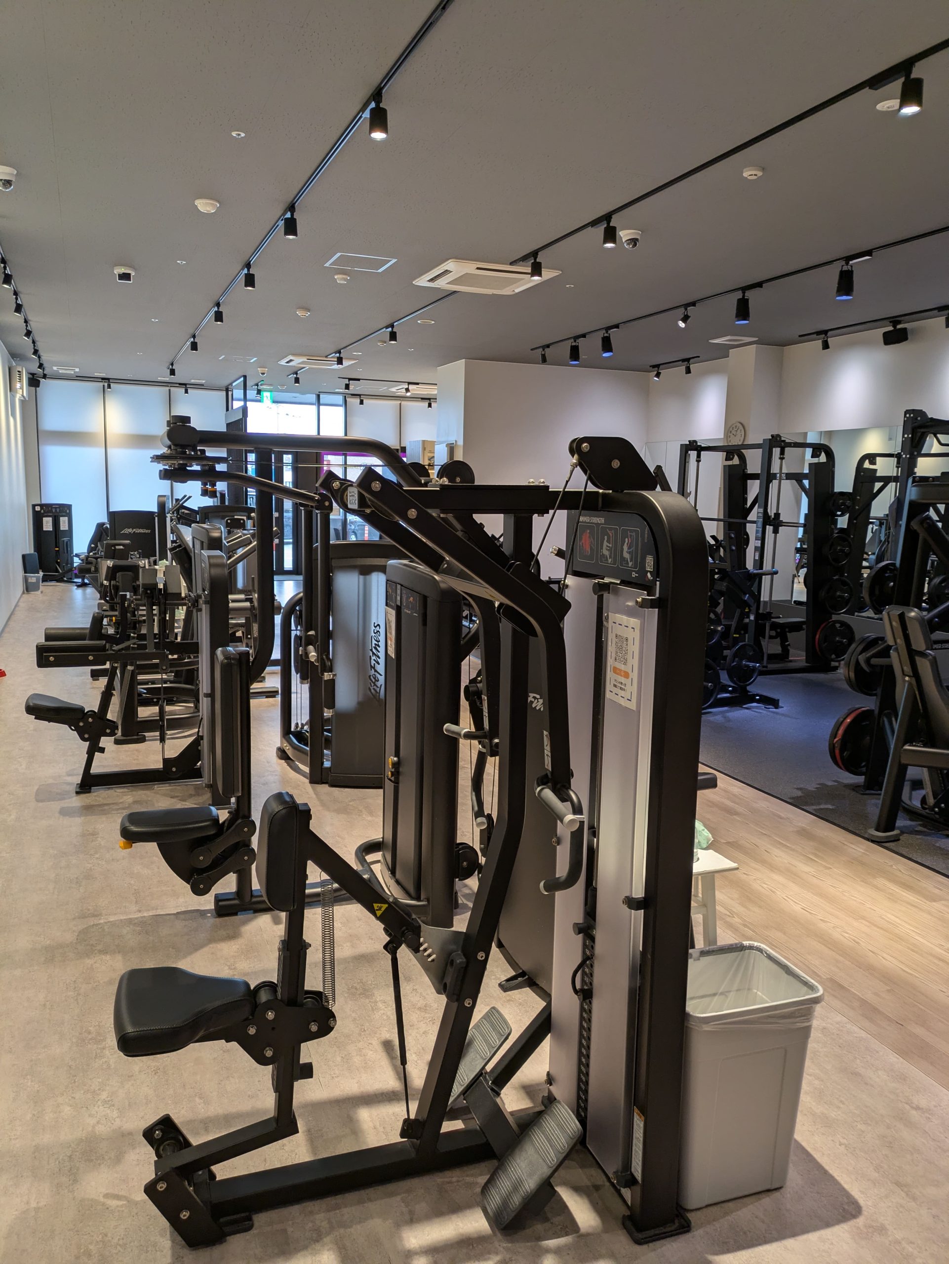 トリアーダ宗像店のマシンラインナップ｜24時間営業のフィットネス