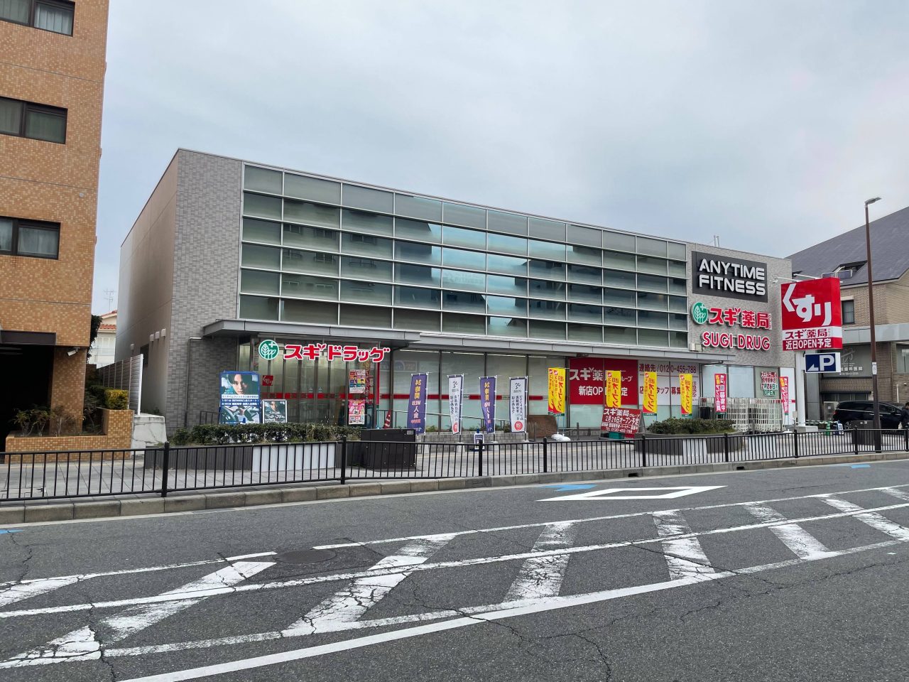 エニタイムフィットネス 豊中曽根店の店舗写真