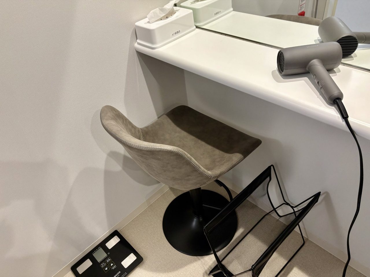 エニタイムフィットネス 荻窪店：シャワールームには各種備品を完備
