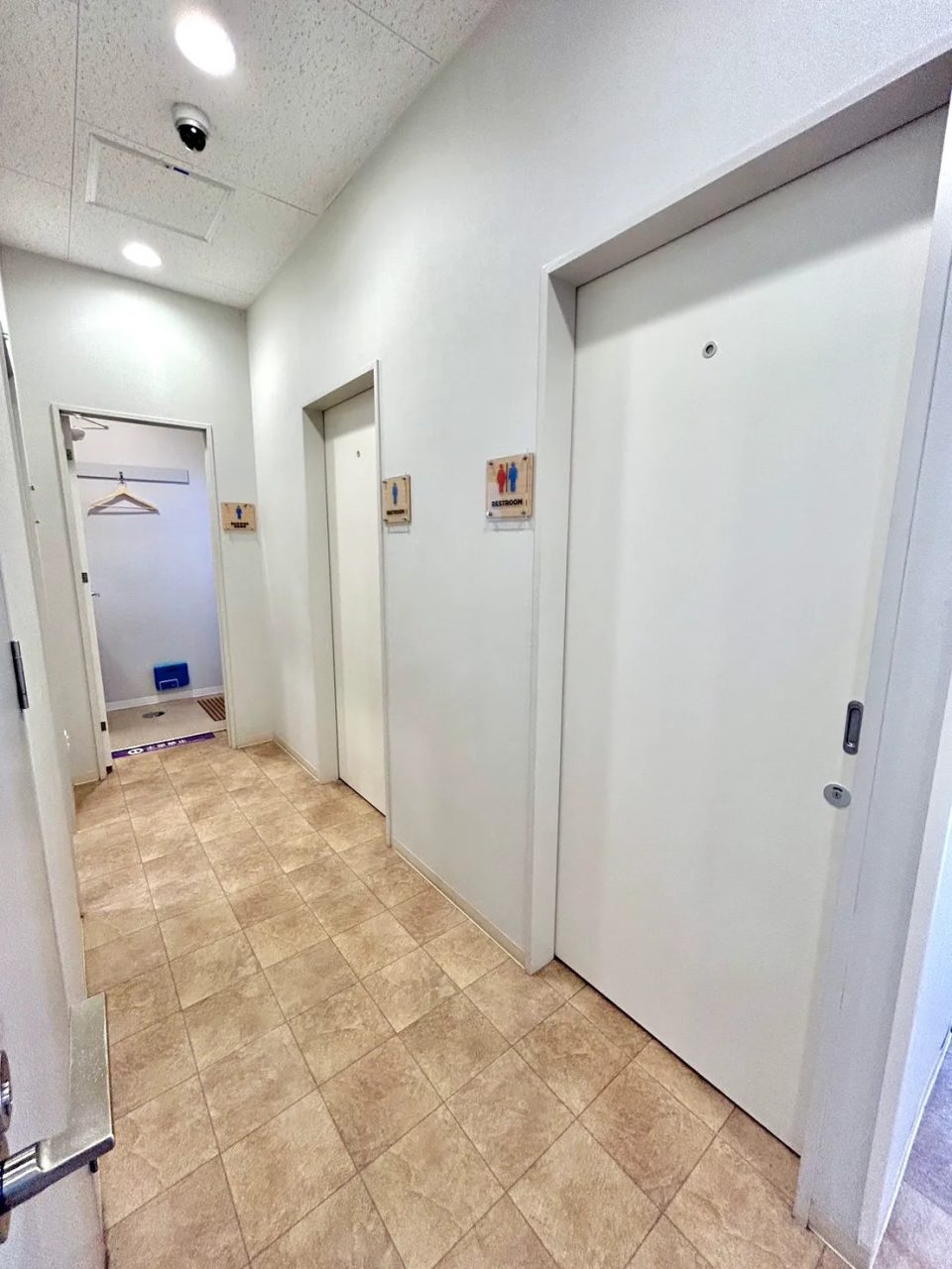エニタイムフィットネス 宇宿店:シャワールーム(男女別) 各2室