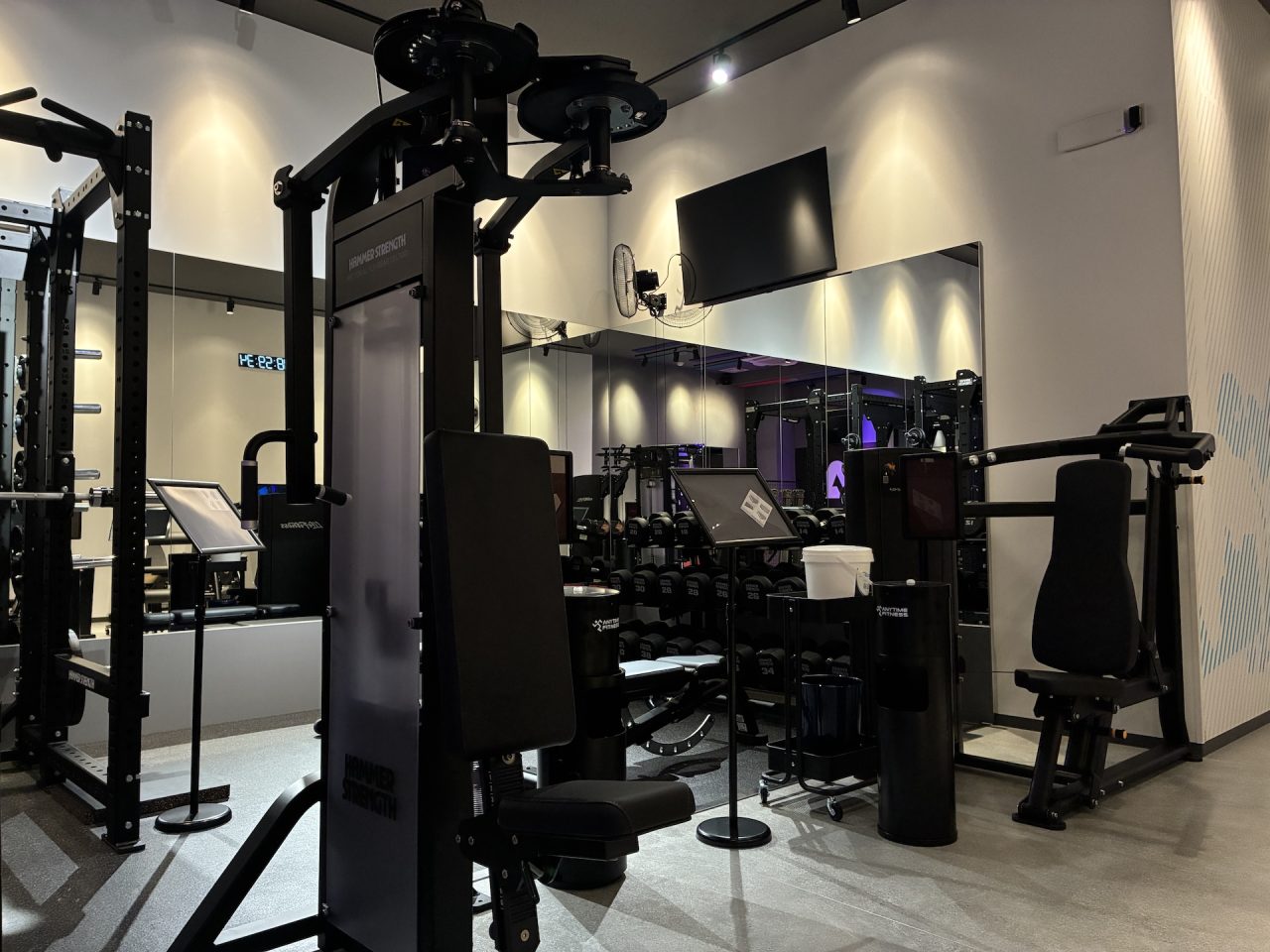 エニタイムフィットネス 豊玉桜台店の公式店舗写真