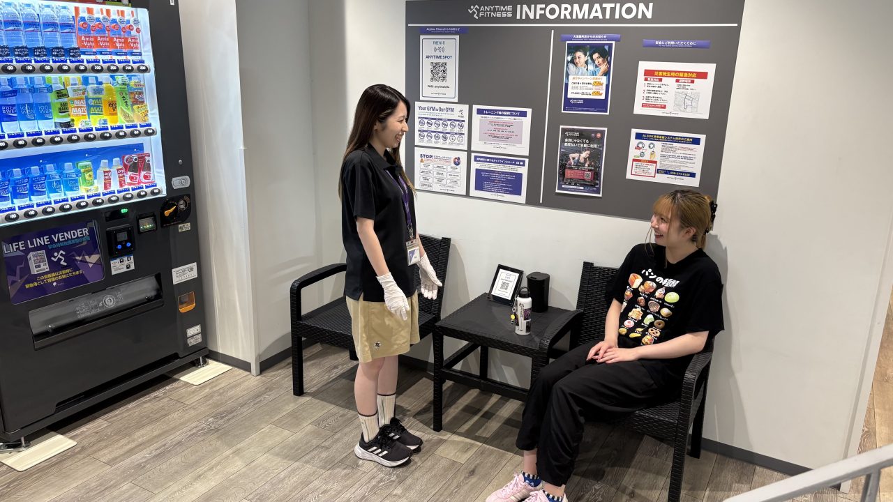 エニタイムフィットネス 大津膳所店：ゲストロビー