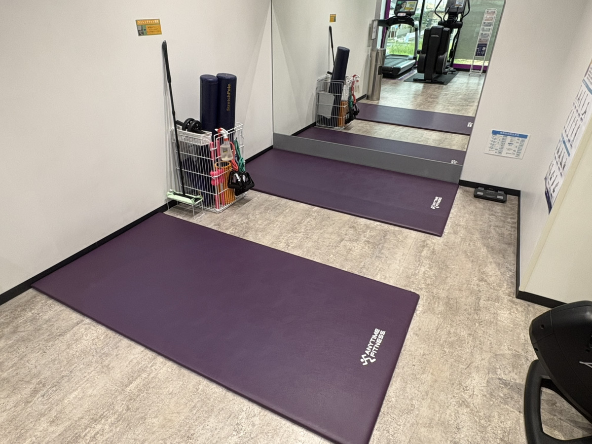 エニタイムフィットネス 袖ヶ浦駅前店:ストレッチエリア