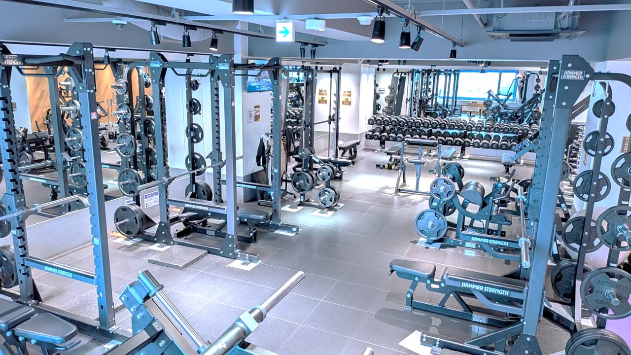 エニタイムフィットネス 一橋学園店：フリーウェイトエリア